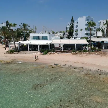 Karousos 4*