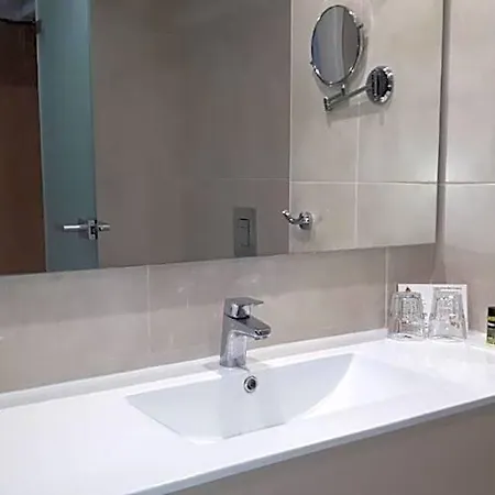 Karousos Aparthotel Ayia Napa