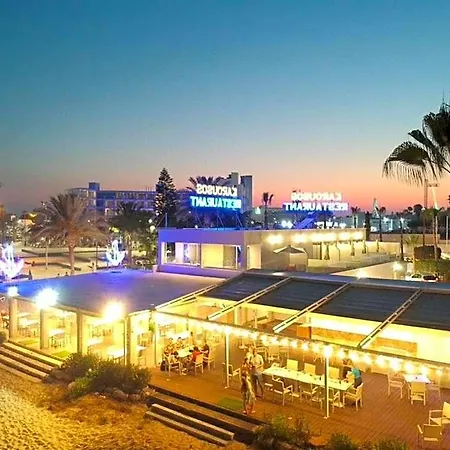 Karousos 4*