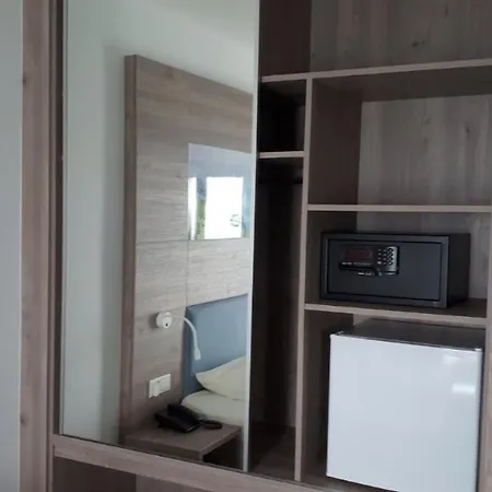 Karousos Appart hôtel Ayía Nápa